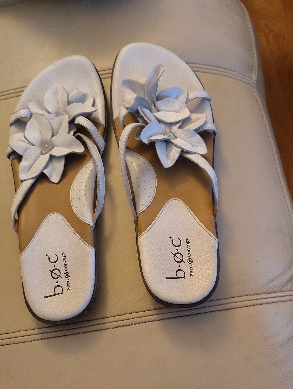 b.o.c. White Floral Slip-On Sandals with Decorative Petals